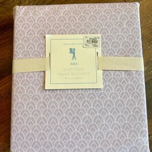 Pottery Barn duvet cover lilac size twin